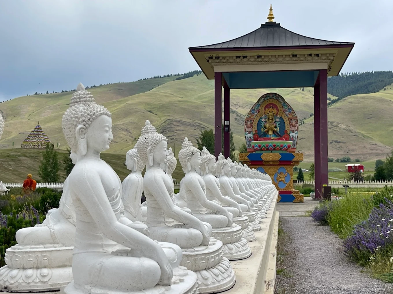 Garden of 1000 Buddhas